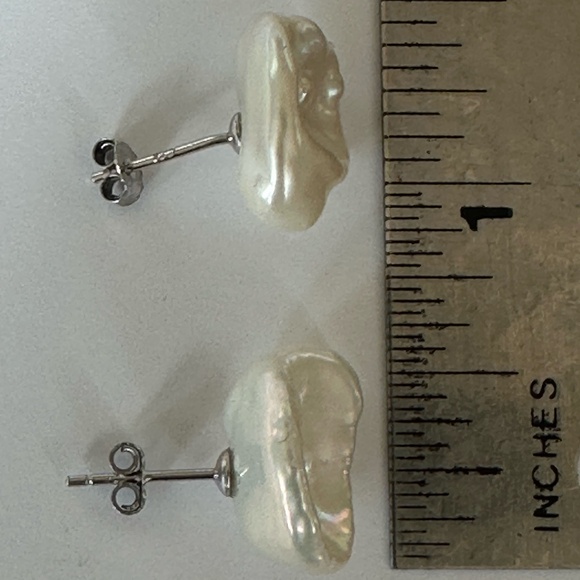 Large White Keshi Pearl Stud Earrings - 925 Sterling Silver - Picture 4 of 7